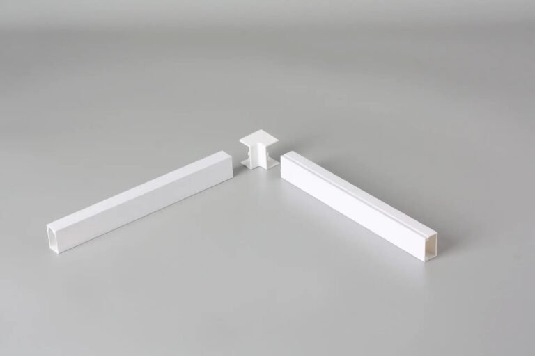 White PVC Exposed Wiring Trunking Internal Angle Connector