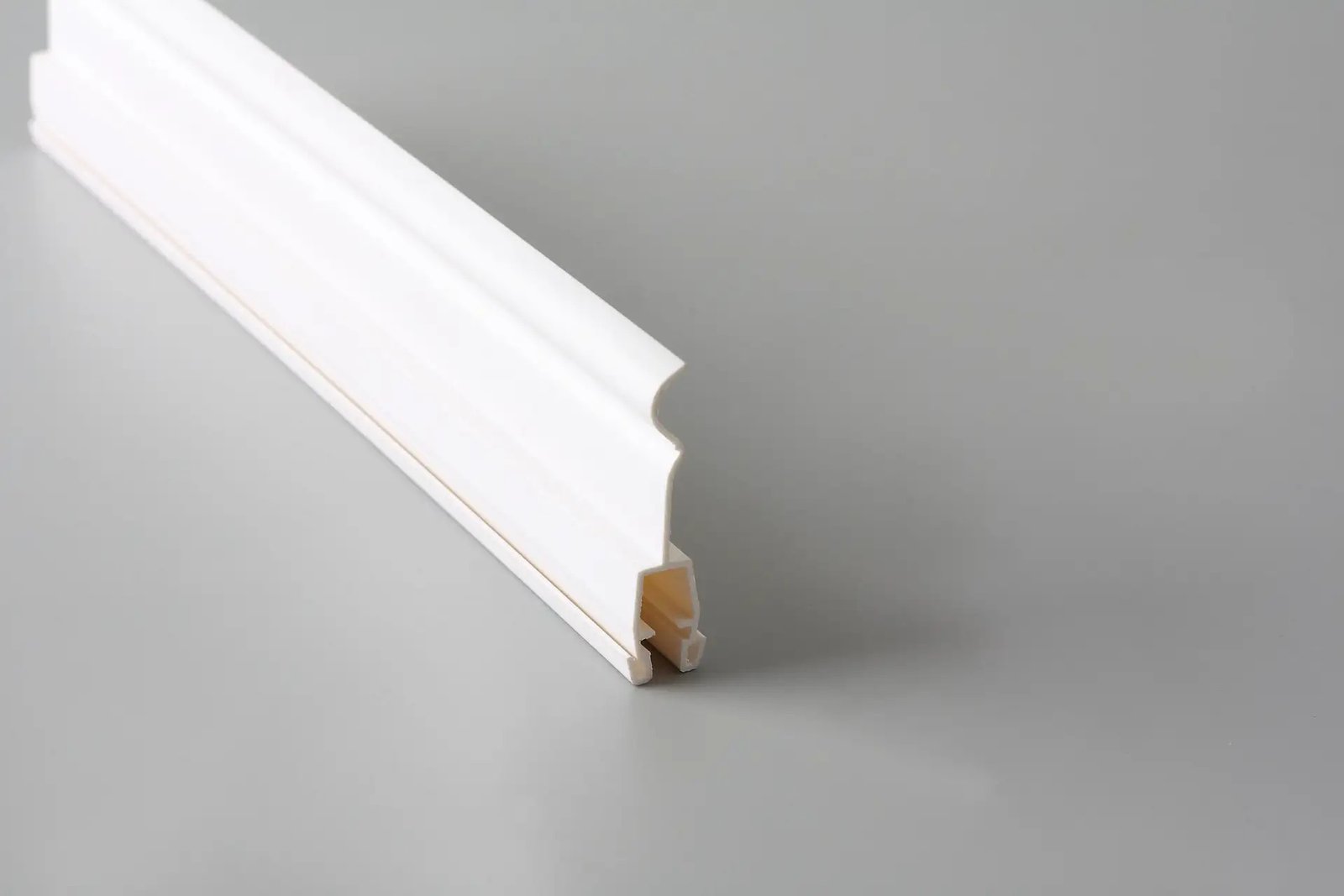 White PVC Internal Divider for Wiring Trunking
